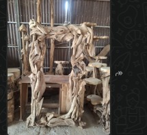 Tempat Cermin Frame Akar Jati Erosi